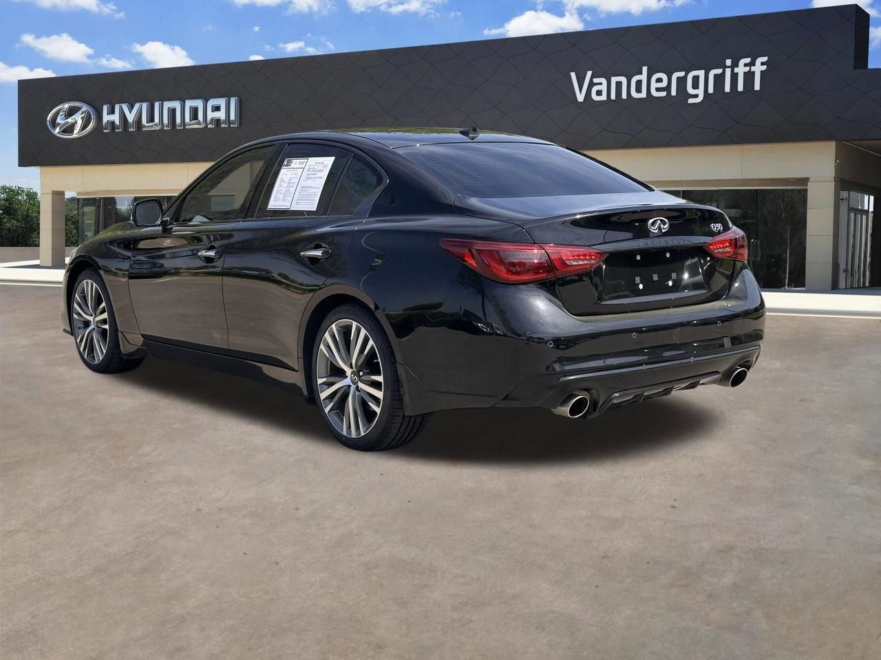 Used 2023 INFINITI Q50 Sensory image 8