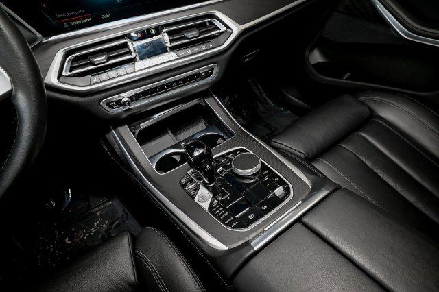 Used 2022 BMW X7 xDrive40i w/ Premium Package image 39