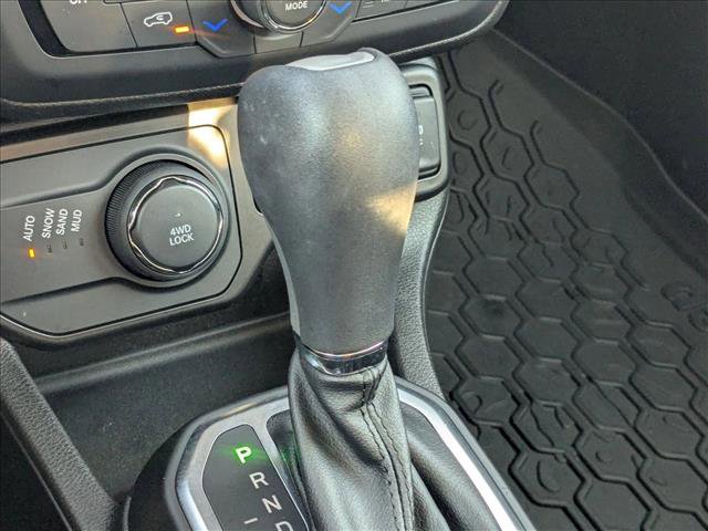 Used 2021 Jeep Renegade Latitude image 11