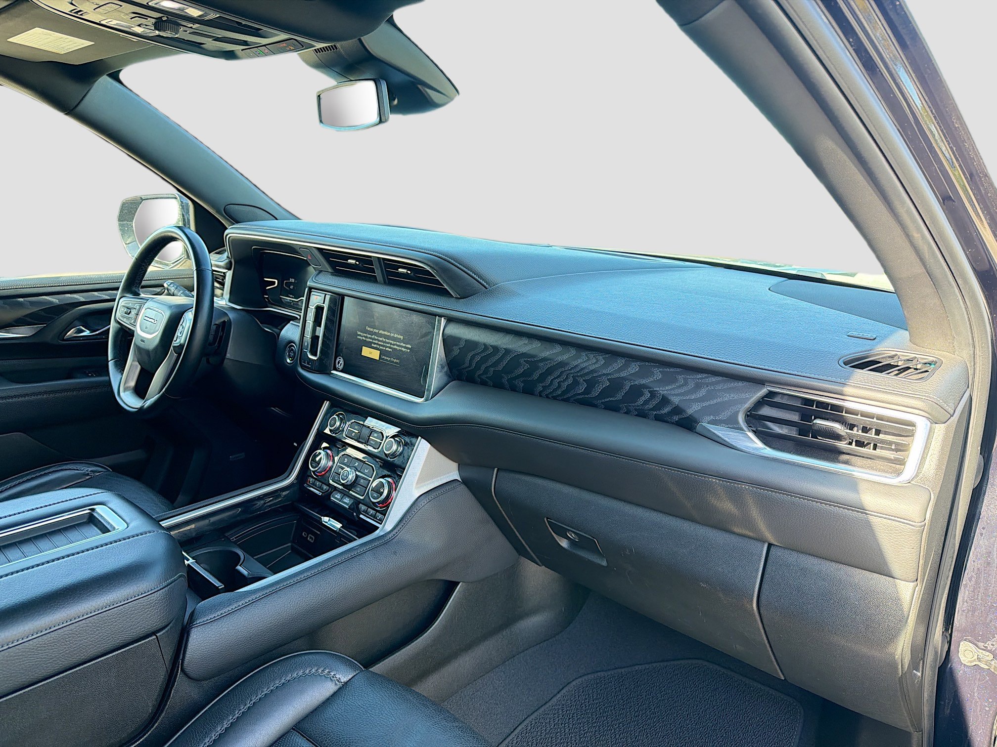 Used 2023 GMC Yukon Denali image 15