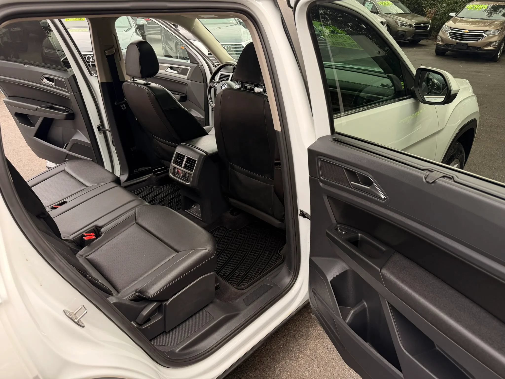Used 2018 Volkswagen Atlas SEL AWD/4WD image 14
