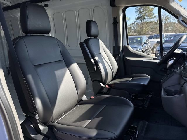 New 2026 Ford Transit 250 148 Medium Roof RWD image 12