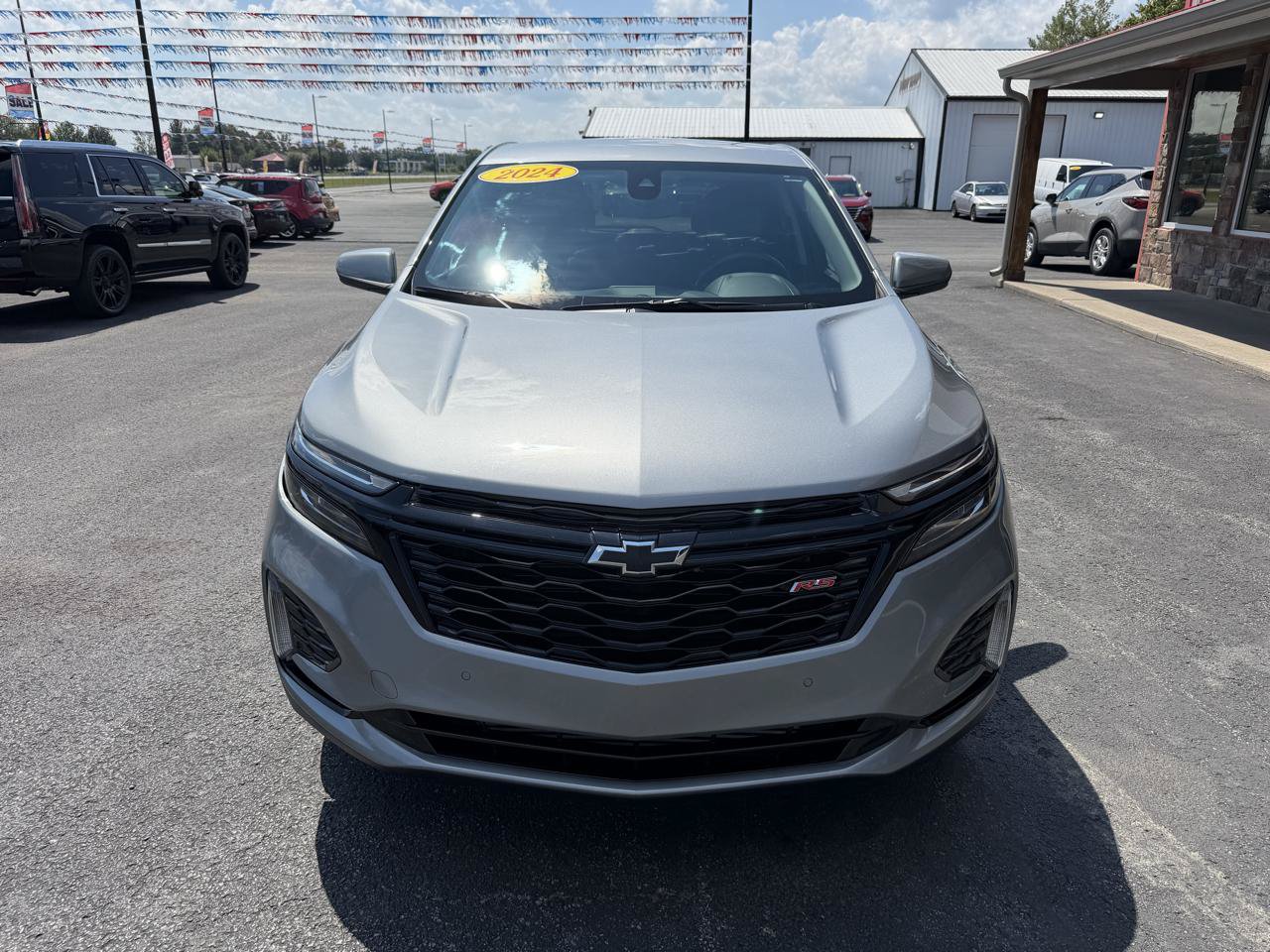 Used 2024 Chevrolet Equinox LT FWD image 11