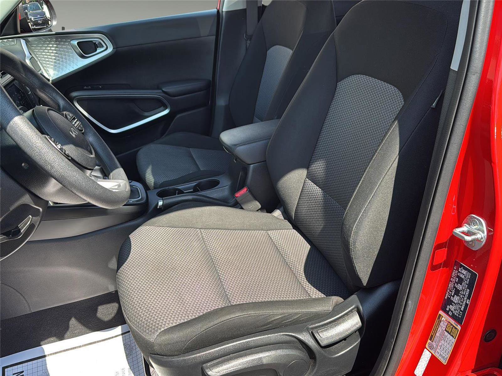 Used 2024 Kia Soul LX w/ Option Group 015 FWD image 15