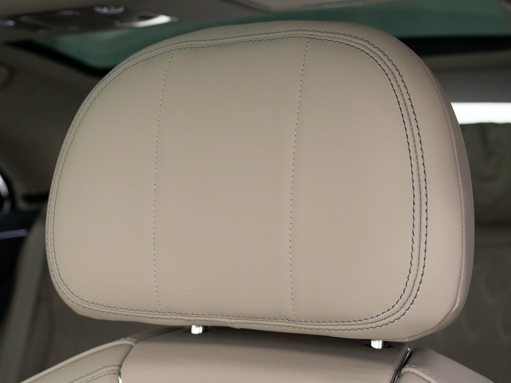 Certified 2026 Bentley Flying Spur Azure AWD/4WD image 17