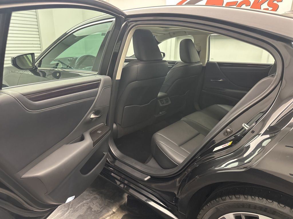 Used 2019 Lexus ES 350 w/ Premium Package image 6