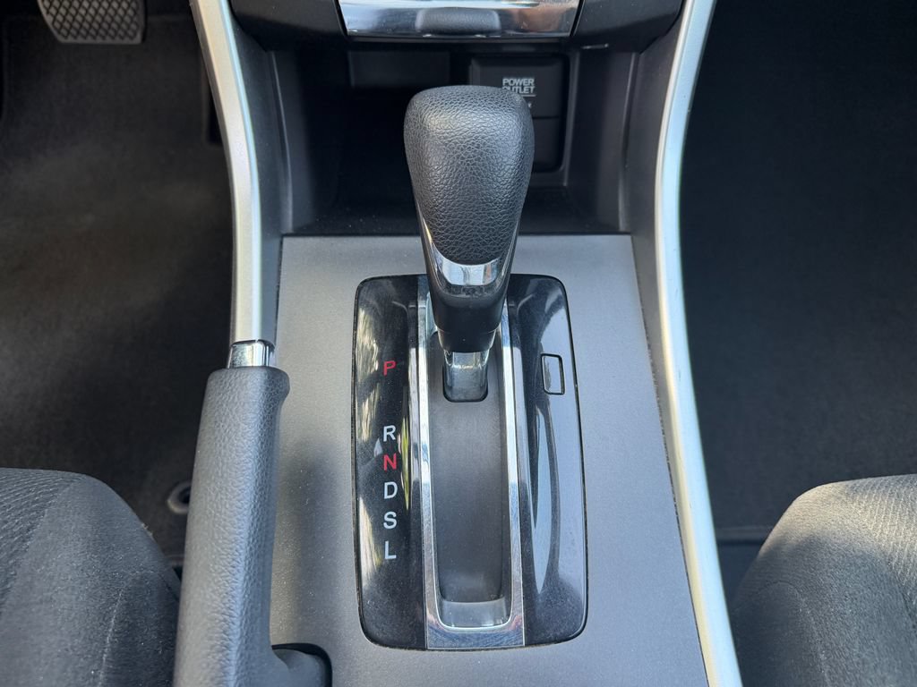 Used 2013 Honda Accord LX image 26