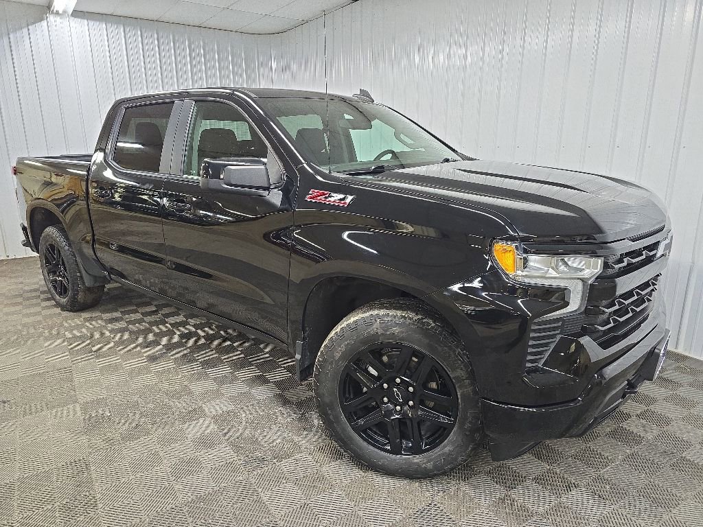 Used 2023 Chevrolet Silverado 1500 RST AWD/4WD image 7