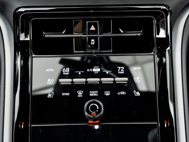 Certified 2025 Porsche Panamera 4 image 19