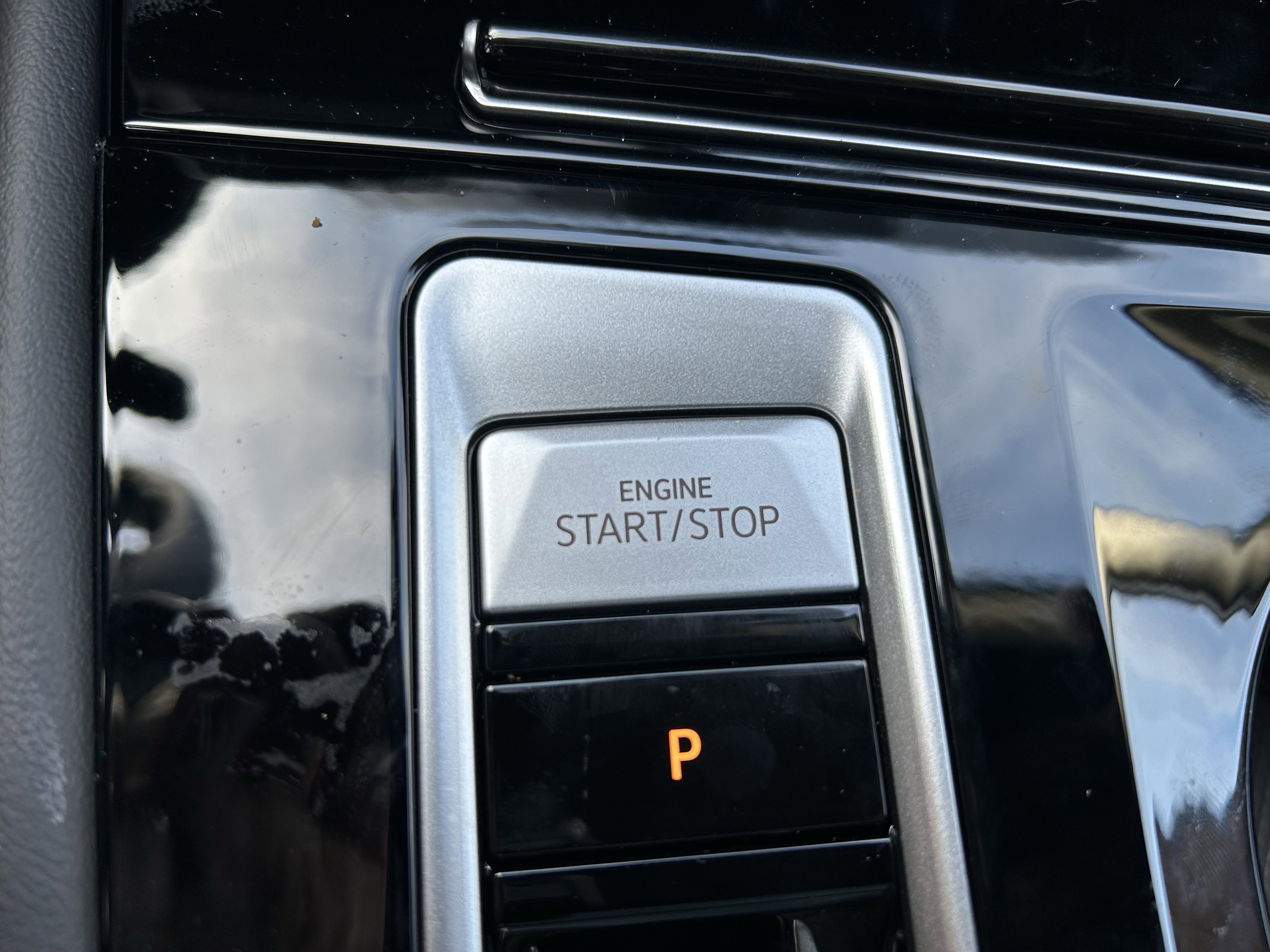 New 2026 Volkswagen Atlas SE image 16