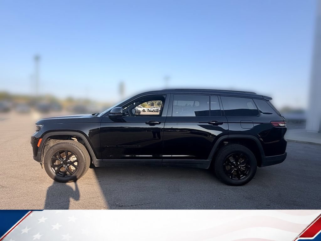 Used 2025 Jeep Grand Cherokee L Laredo AWD/4WD image 6