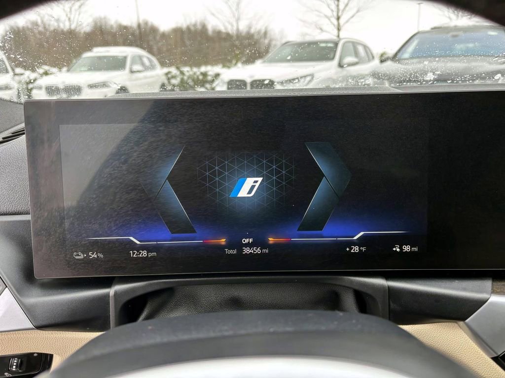 Certified 2022 BMW i4 eDrive40 w/ M Sport Package image 16