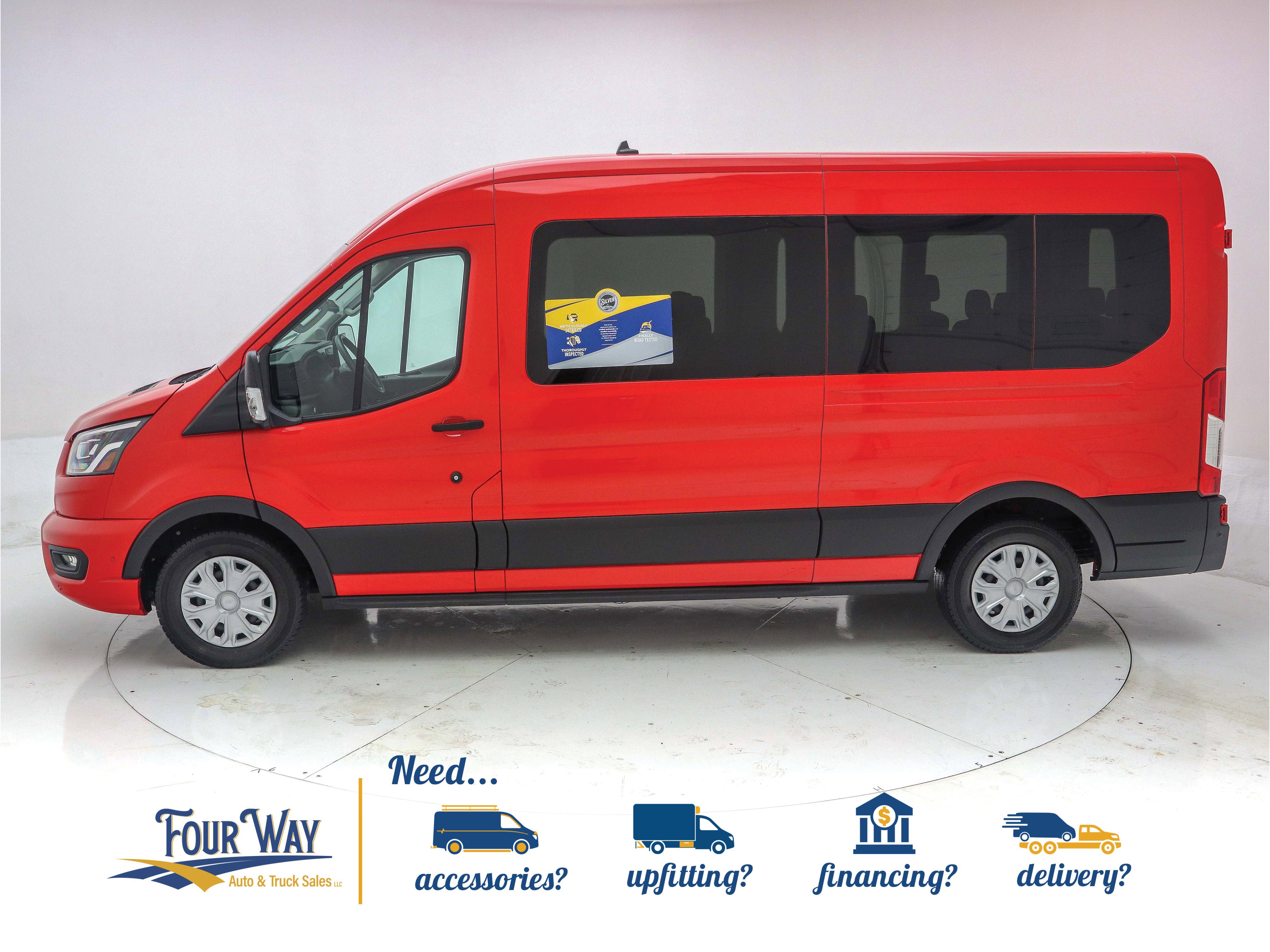 Used 2023 Ford Transit 350 XLT image 7
