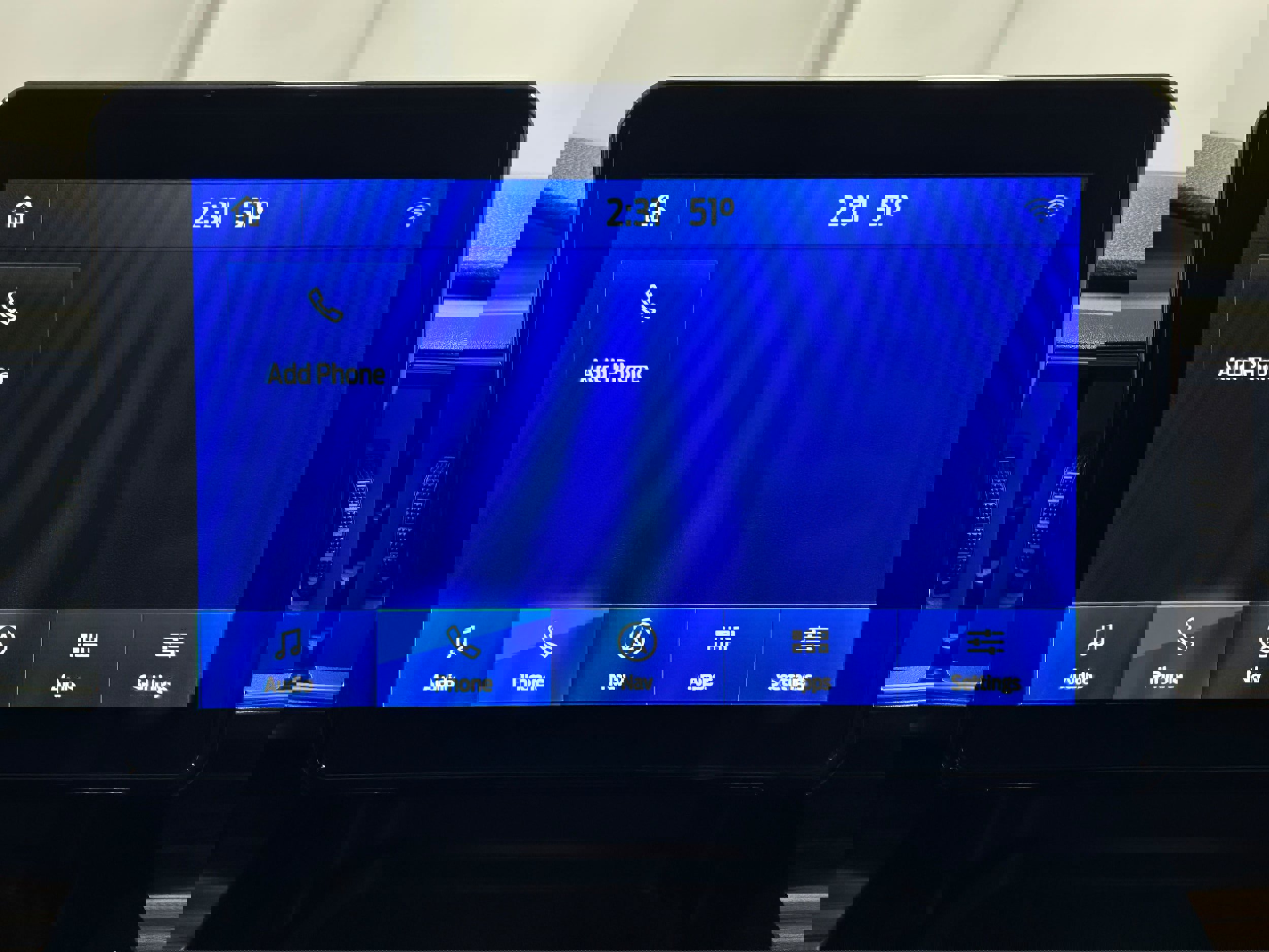 Used 2021 Ford Explorer Limited w/ Equipment Group 301A image 6