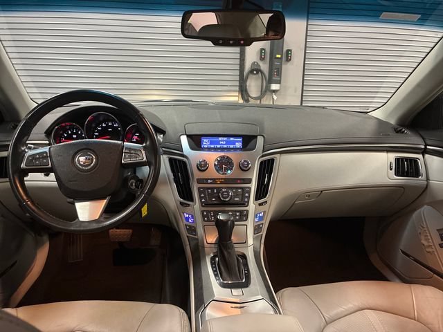 Used 2013 Cadillac CTS Luxury RWD image 12