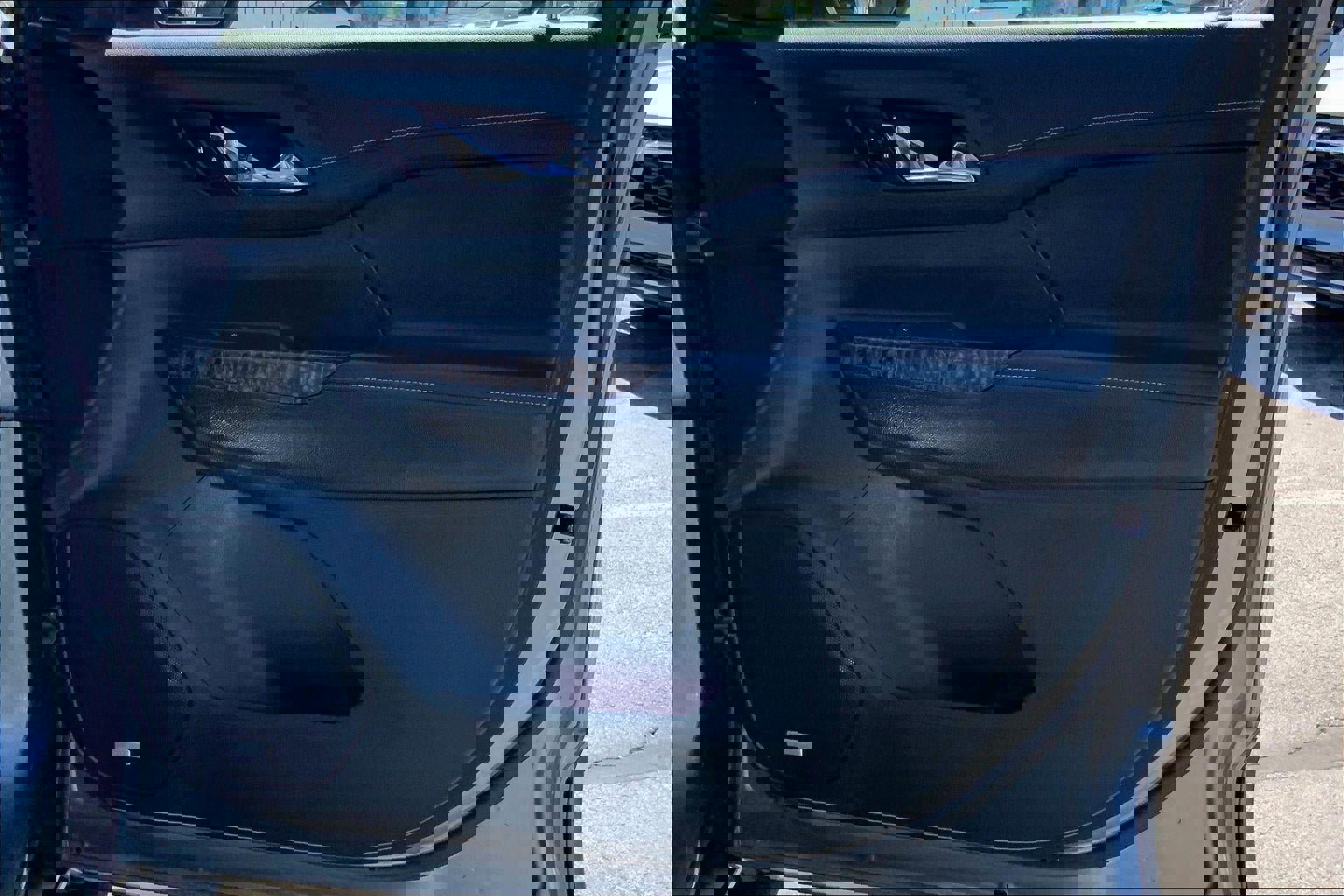 Used 2020 GMC Acadia Denali image 24