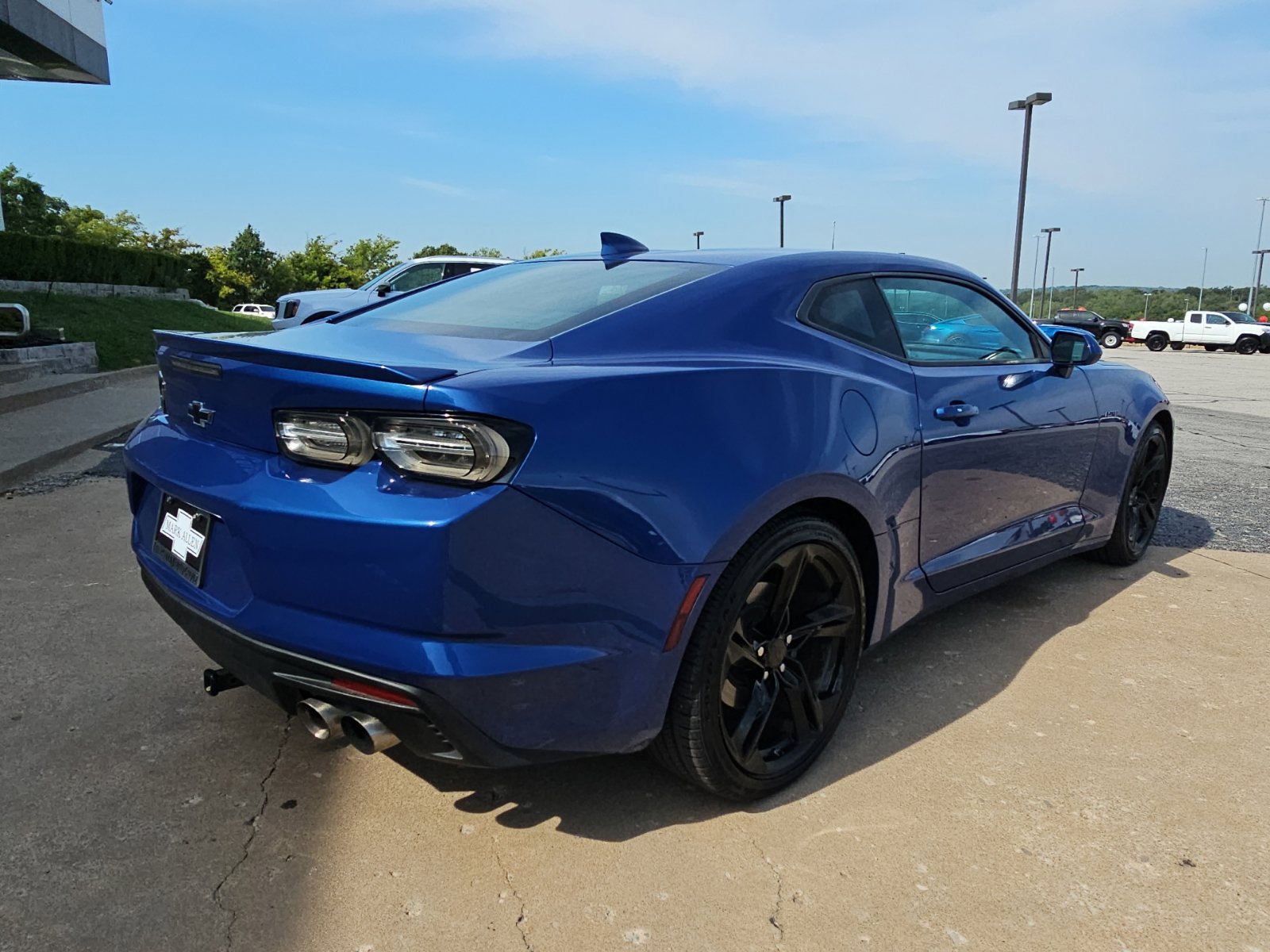 Used 2021 Chevrolet Camaro LT w/ RS Package RWD image 4