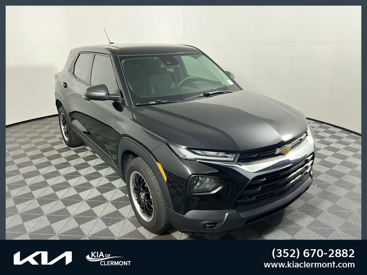 Used 2021 Chevrolet TrailBlazer LS image 1