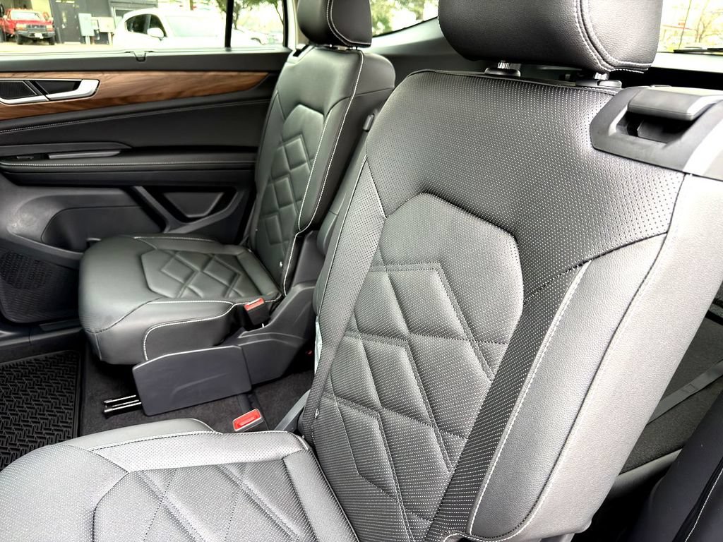 New 2026 Volkswagen Atlas SE FWD image 17