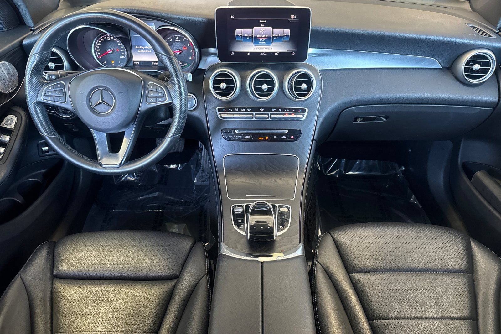 Used 2018 Mercedes-Benz GLC 350e 4MATIC image 16