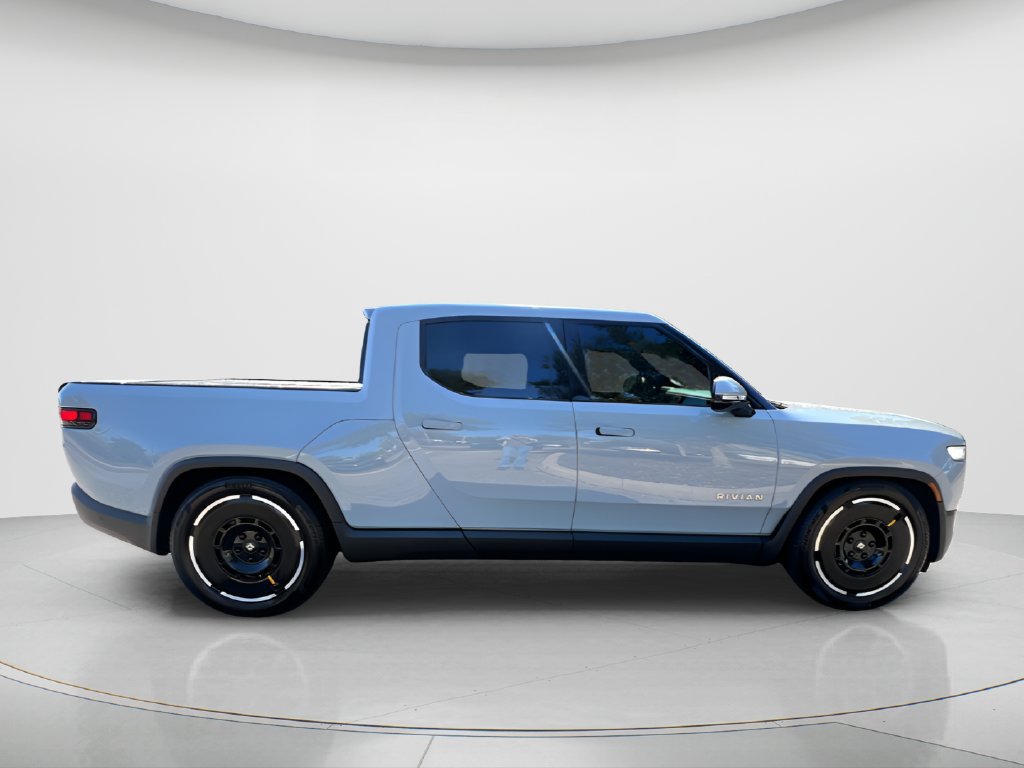 Used 2025 Rivian R1T Adventure Dual AWD/4WD image 4