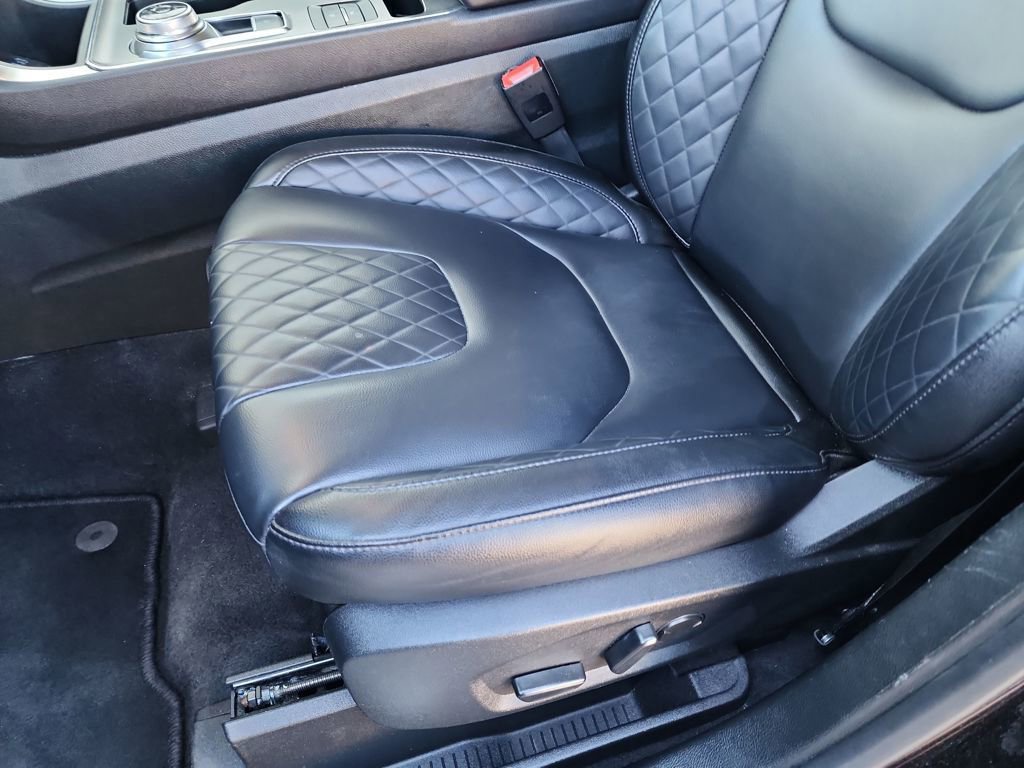 Used 2024 Ford Edge Titanium image 17