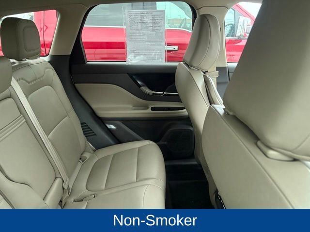 Used 2021 Lincoln Corsair AWD w/ Elements Package image 13