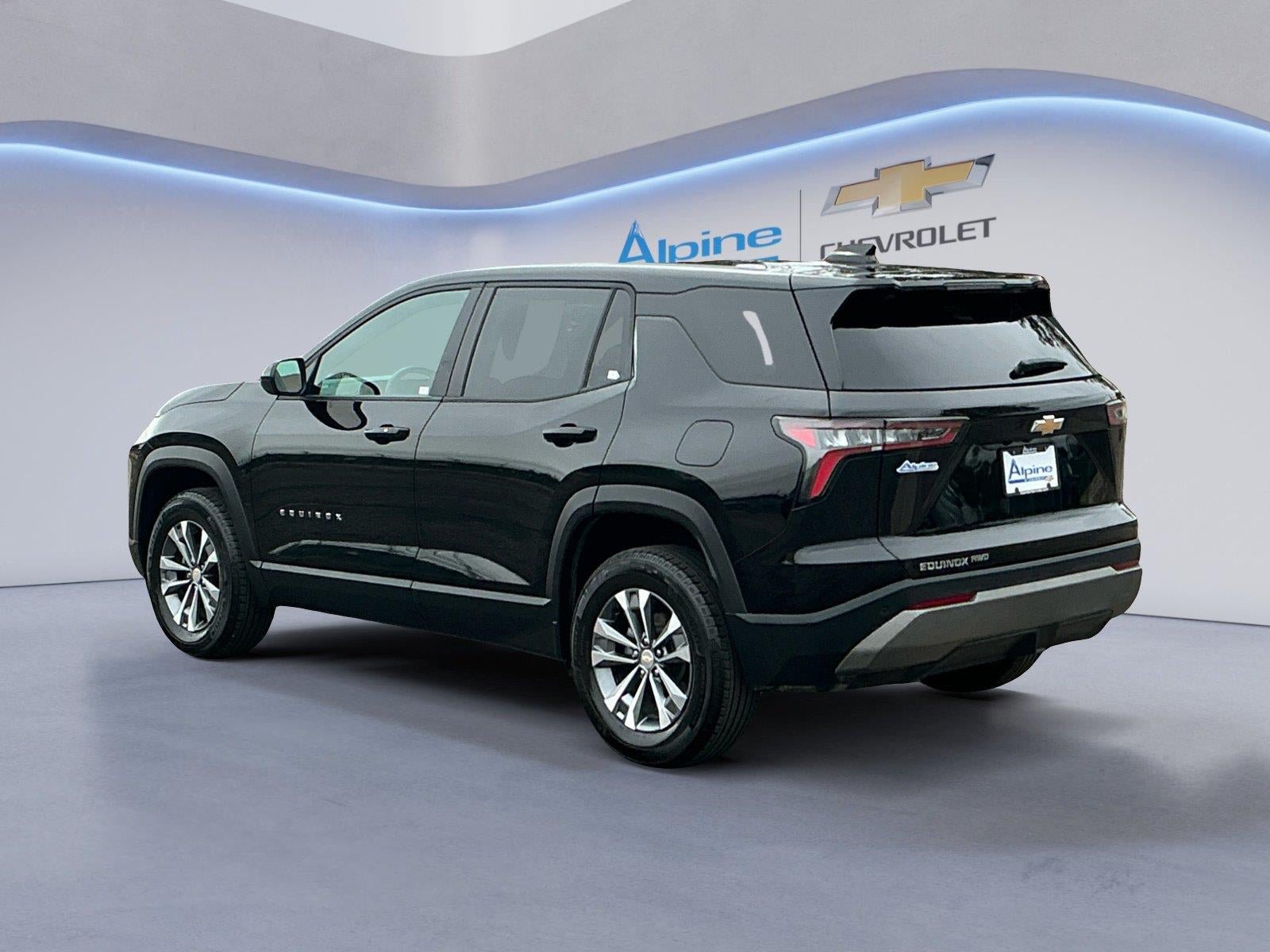Certified 2026 Chevrolet Equinox LT AWD/4WD image 3
