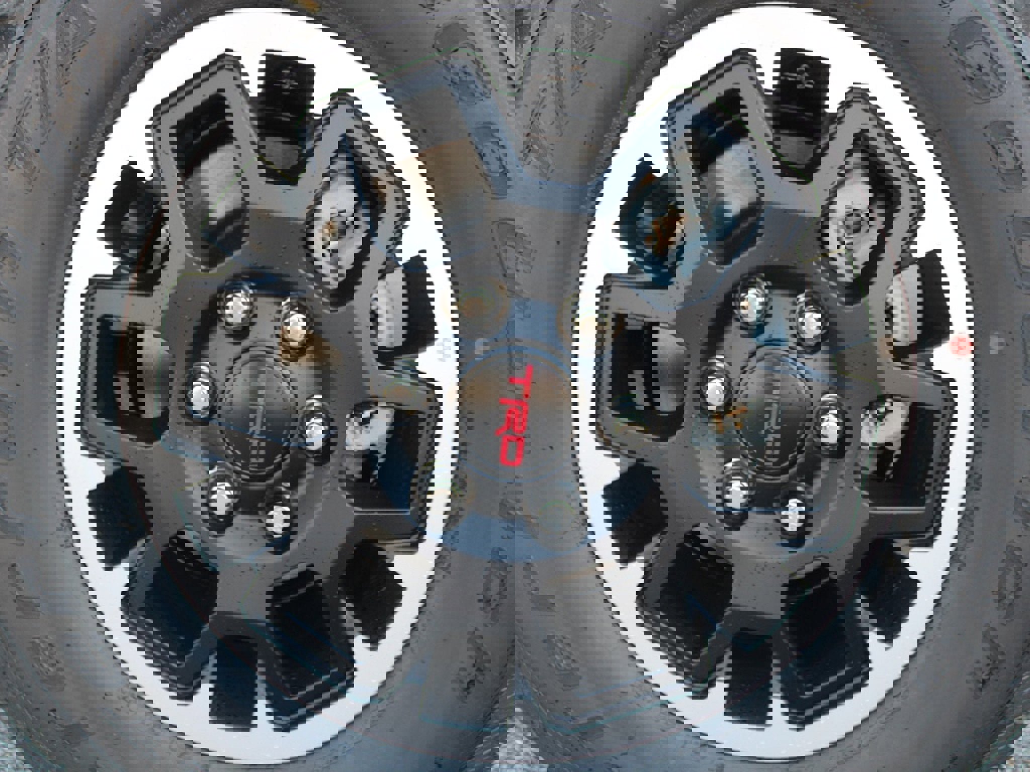 New 2025 Toyota Tacoma TRD Off-Road image 19