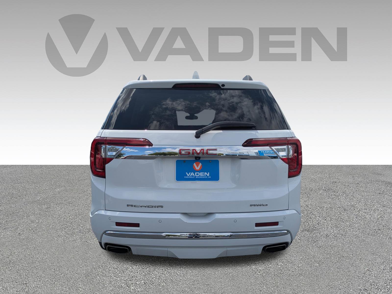 Used 2023 GMC Acadia Denali image 29