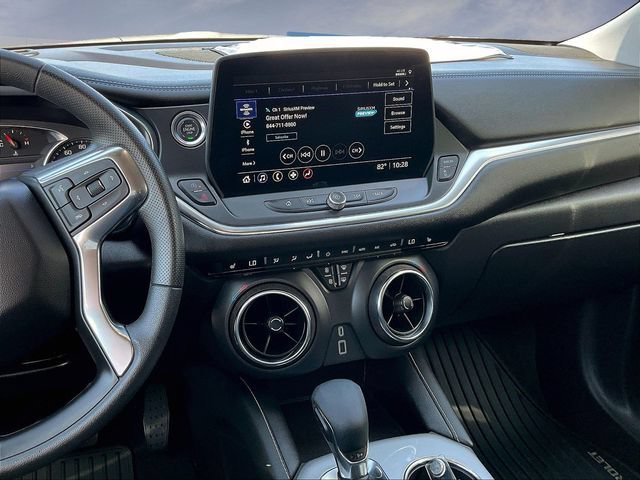 Used 2026 Chevrolet Blazer LT FWD image 6