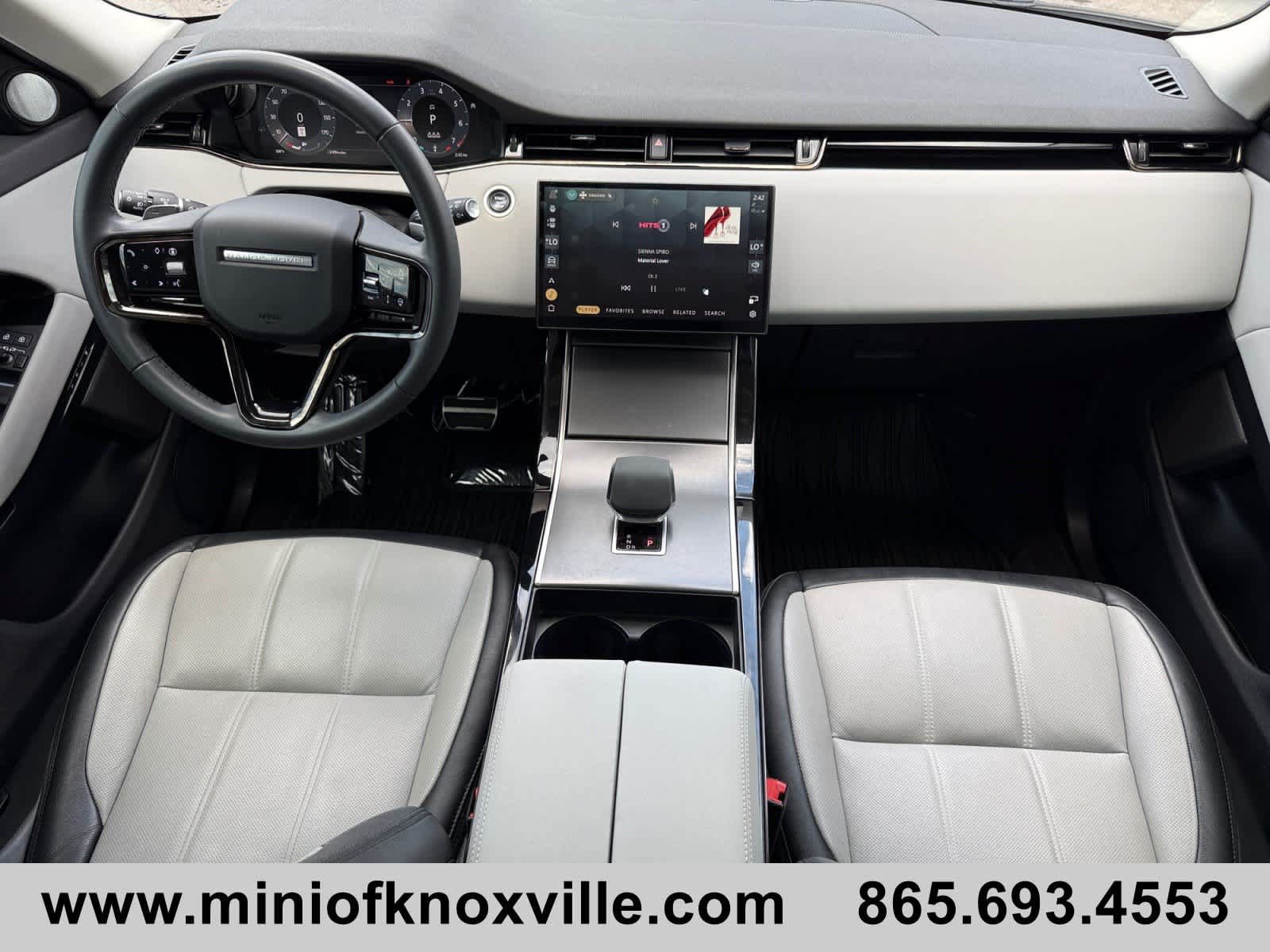 Used 2024 Land Rover Range Rover Evoque Dynamic SE AWD/4WD image 40
