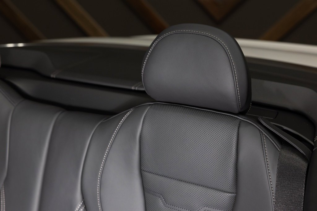 Used 2024 BMW M850i xDrive Convertible image 24