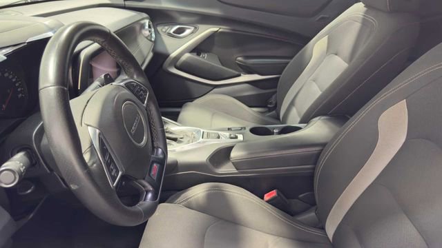 Used 2018 Chevrolet Camaro SS image 24