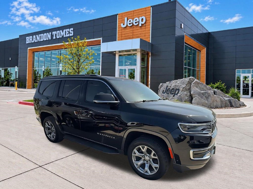 Used 2022 Jeep Wagoneer Series II AWD/4WD image 2