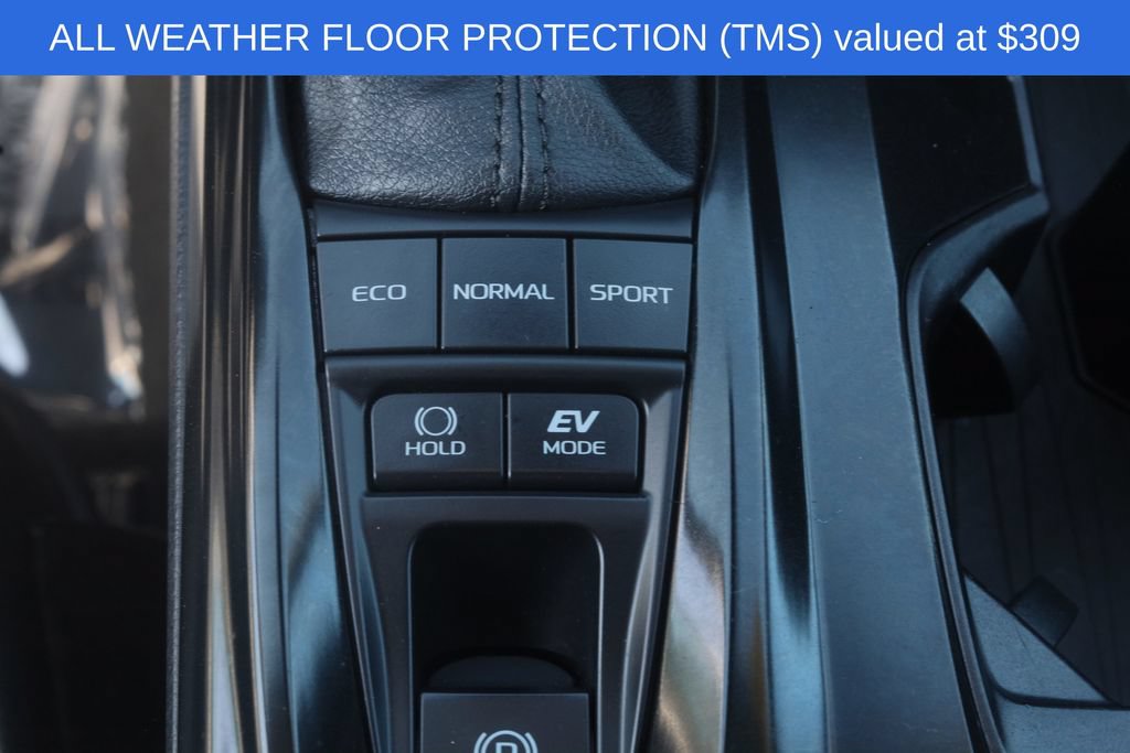 Used 2025 Toyota Camry LE w/ Convenience Package AWD/4WD image 5