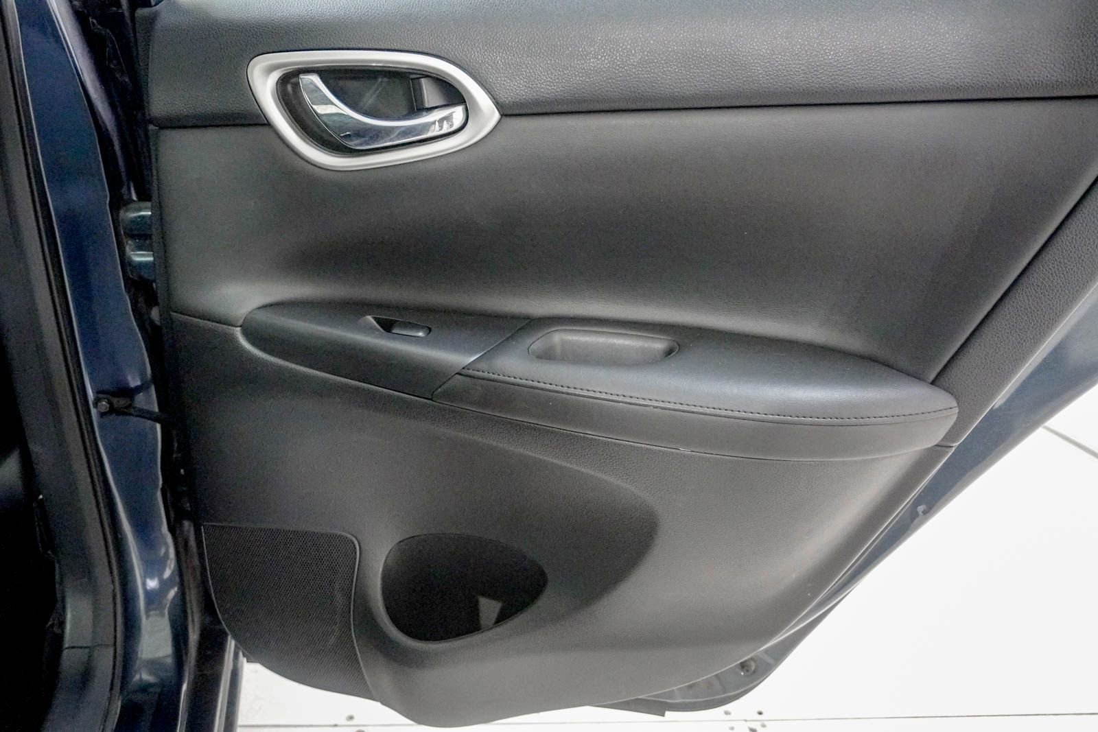 Used 2013 Nissan Sentra SL w/ Leather Pkg image 32