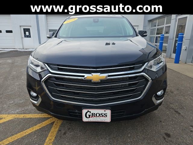 Used 2020 Chevrolet Traverse LT w/ Driver Confidence II Package AWD/4WD image 3