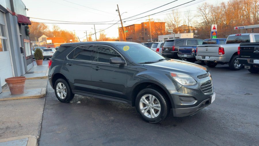 Used 2017 Chevrolet Equinox LS image 4