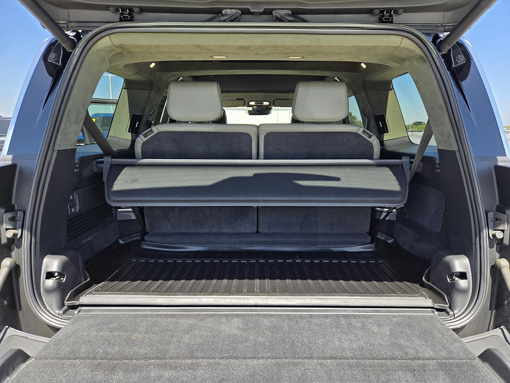Used 2023 Rivian R1S Adventure AWD/4WD image 24