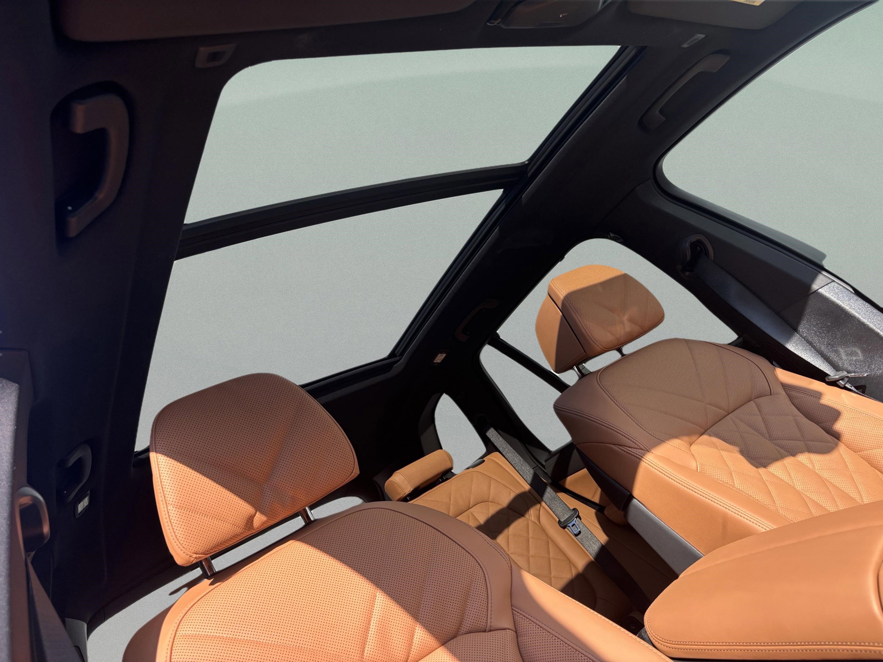 Used 2026 BMW X5 xDrive40i w/ Climate Comfort Package image 21