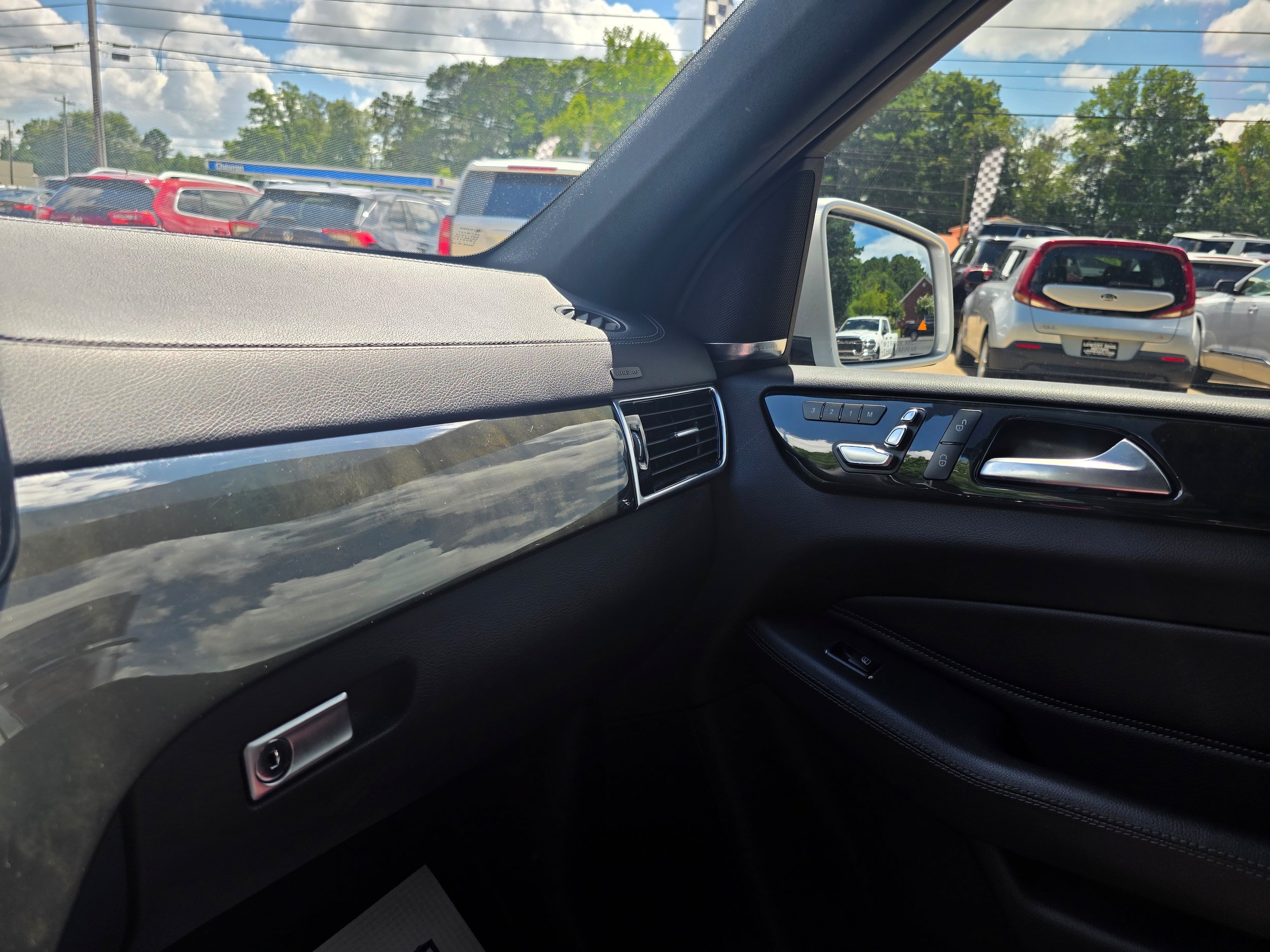 Used 2019 Mercedes-Benz GLS 450 4MATIC image 16
