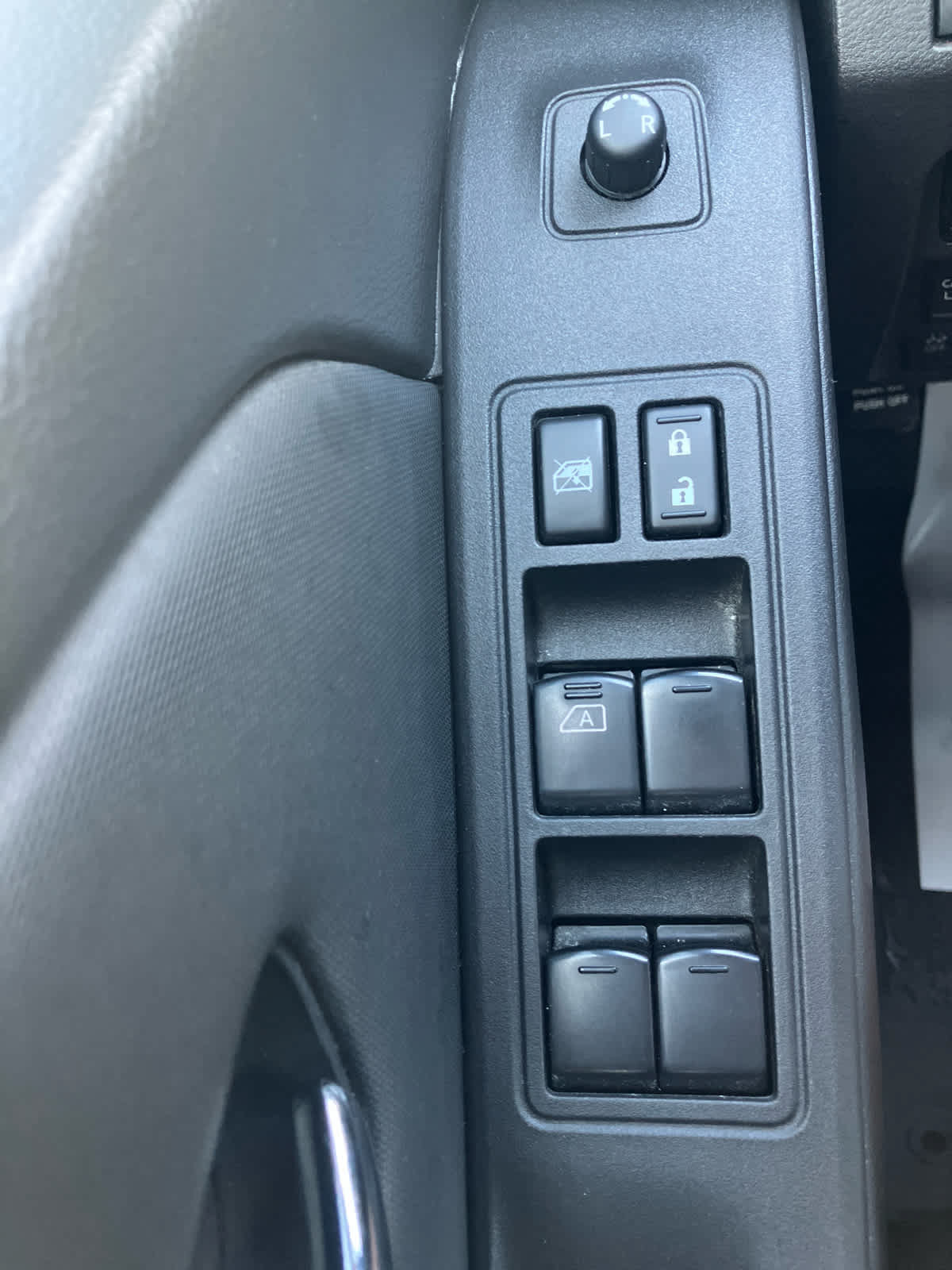 Used 2023 Nissan Frontier PRO-4X w/ Pro-4X Premium Package AWD/4WD image 13