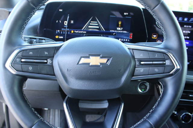 Used 2026 Chevrolet Traverse LT FWD image 18