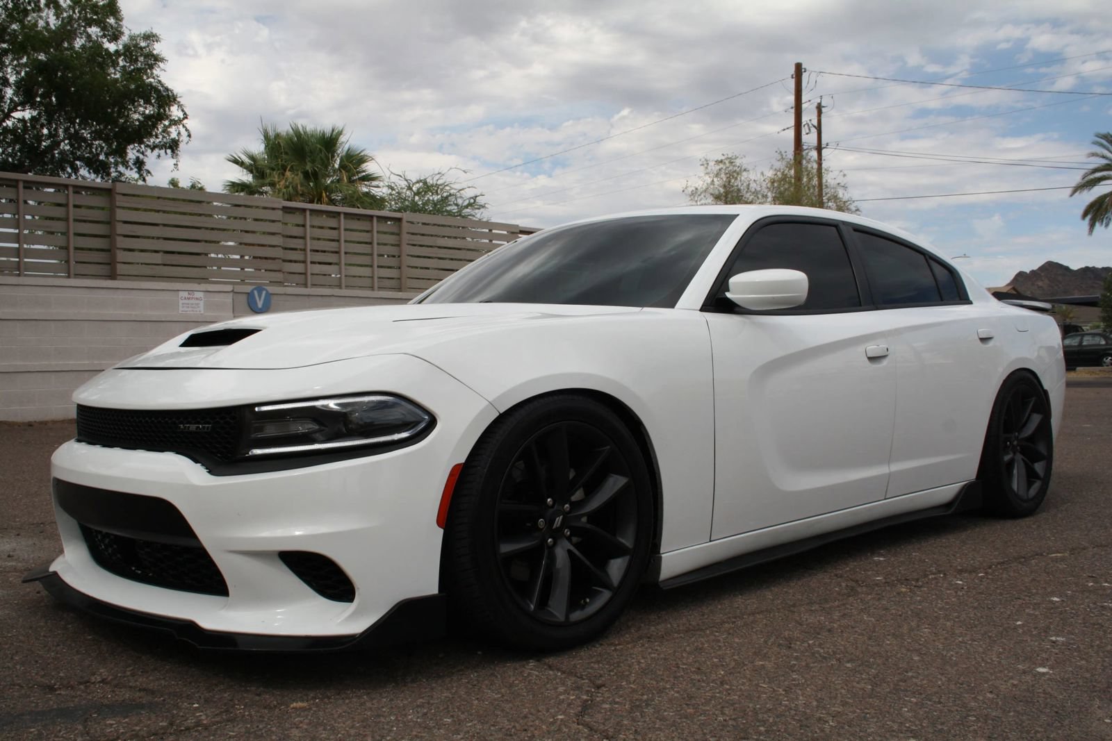 Used 2015 Dodge Charger R/T RWD image 26