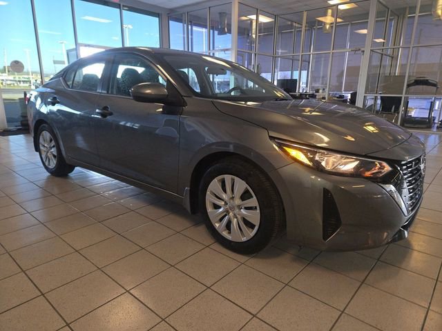 Used 2024 Nissan Sentra S image 2