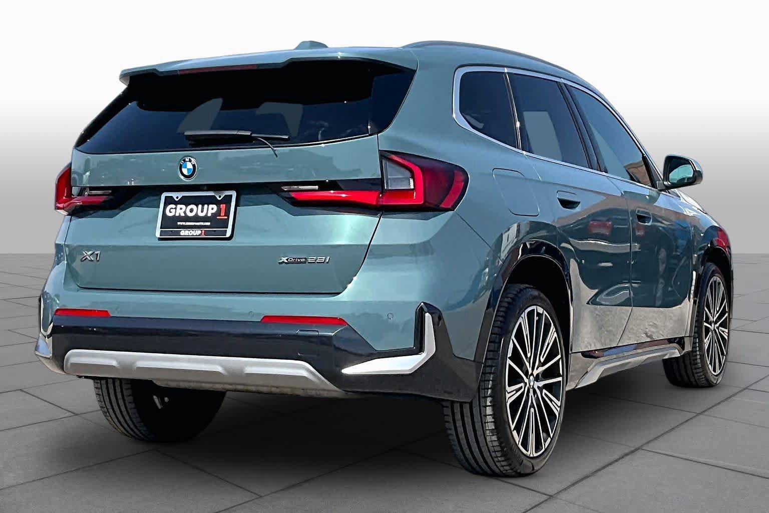 Used 2024 BMW X1 xDrive28i w/ Convenience Package AWD/4WD image 13