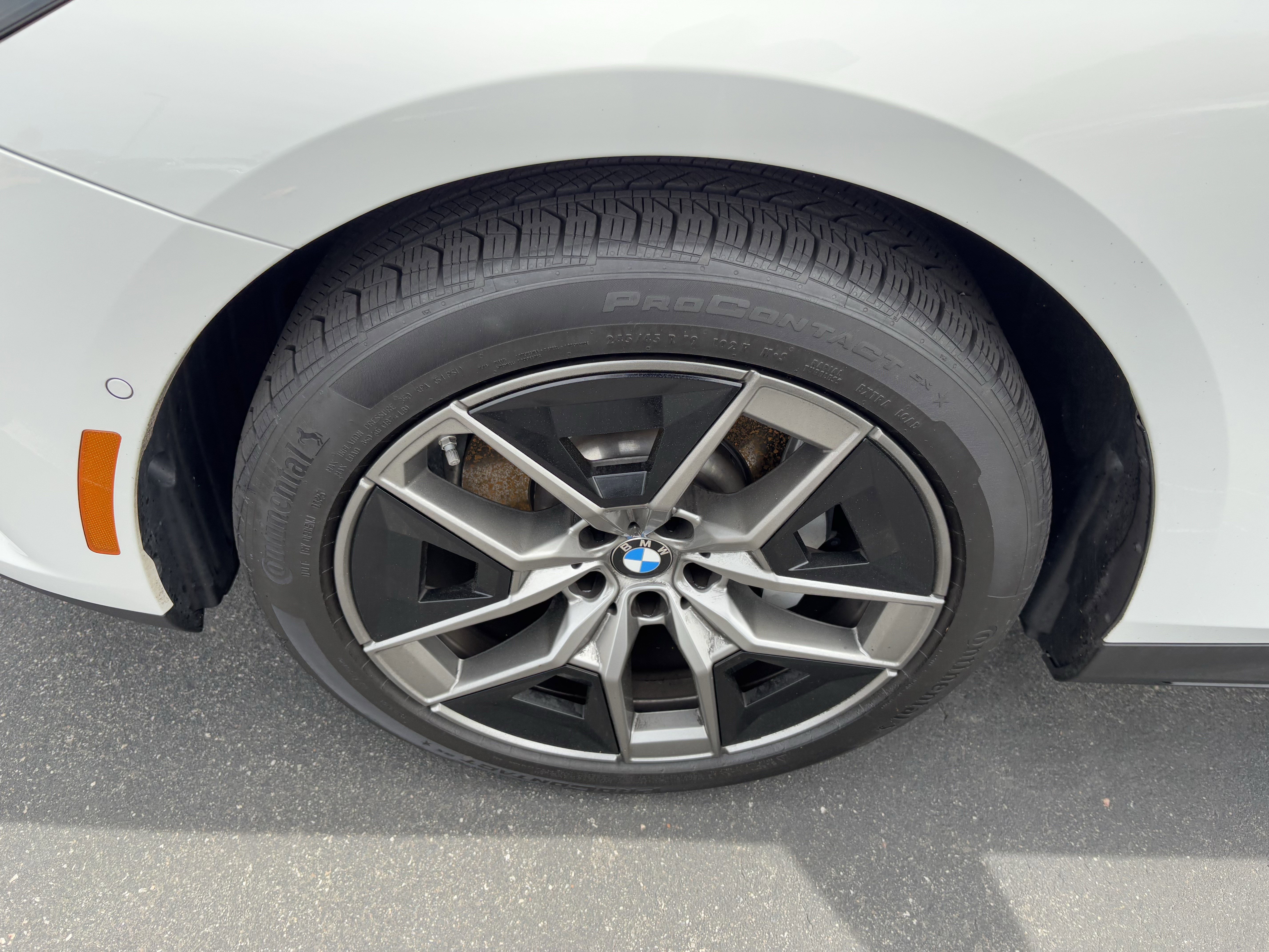 Certified 2026 BMW 530i w/ Premium Package image 13