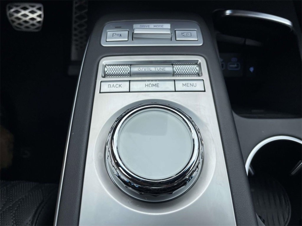 Certified 2024 Genesis GV70 3.5T Sport w/ Sport Prestige Package image 31