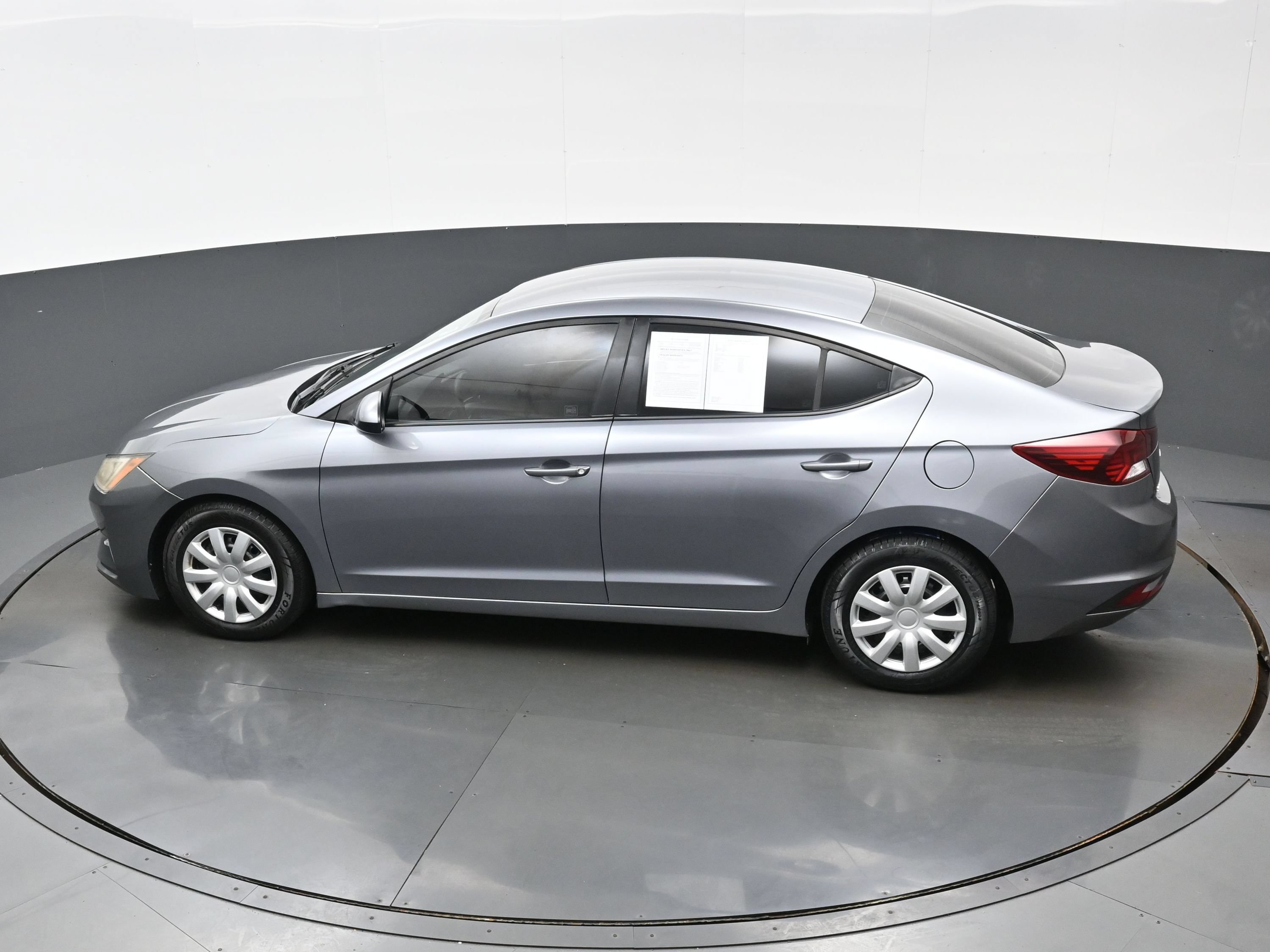 Used 2019 Hyundai Elantra SE w/ Cargo Package FWD image 29